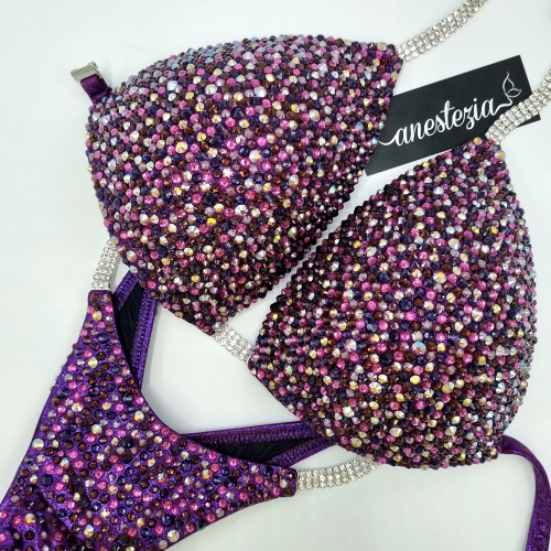 Grape Mist Stock -Sujetador D-DD (Triángulo con copa), Braguita S-M ( U Frontal, corte trasero estilo PRO)